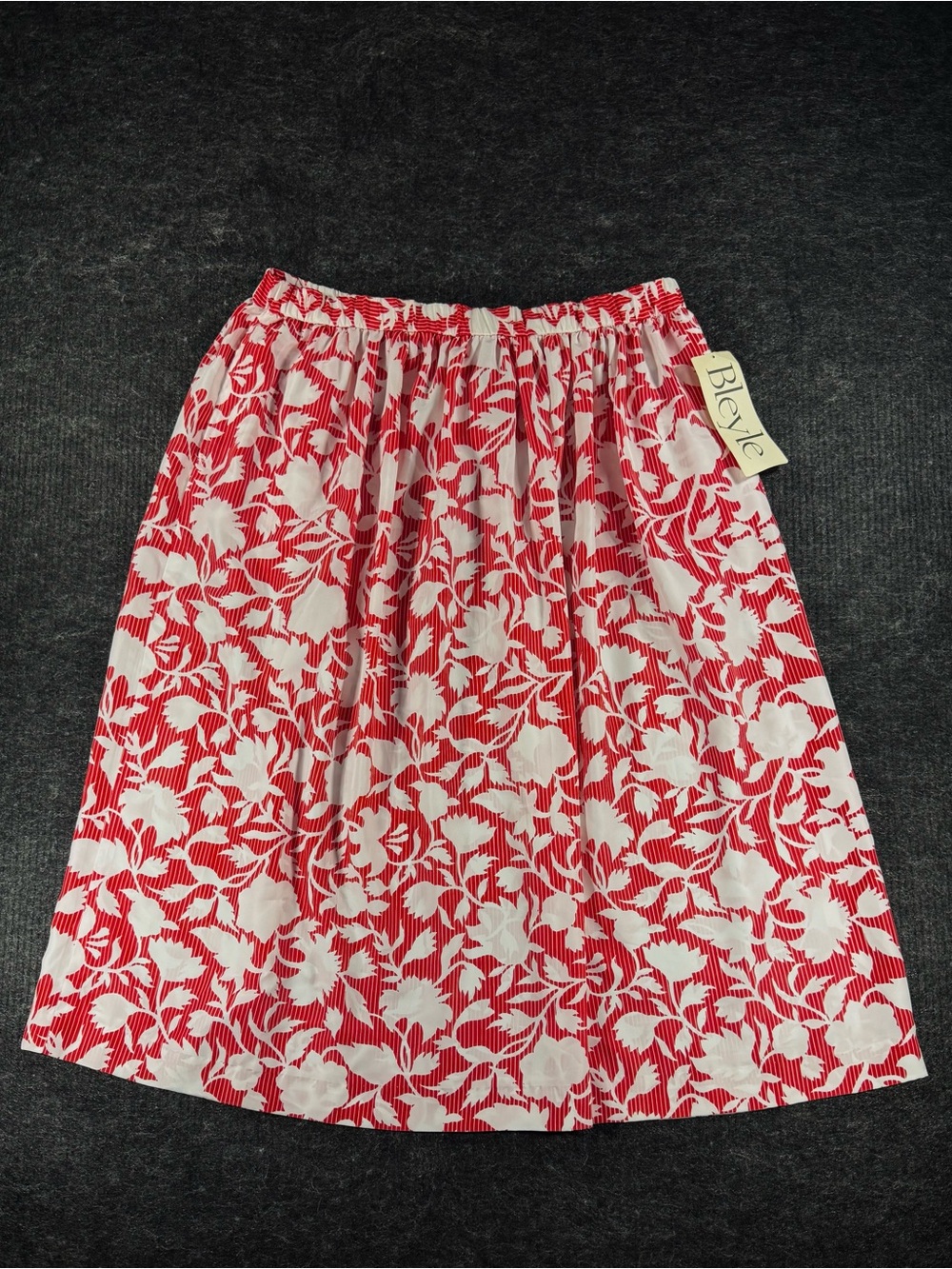 NWT! Vintage Made in USA Bleyle Poppy Red White Floral Midi Skirt Size 14